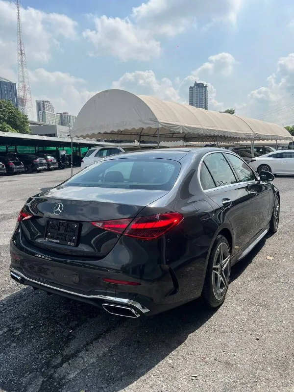 Mercedes-Benz C350 e 4