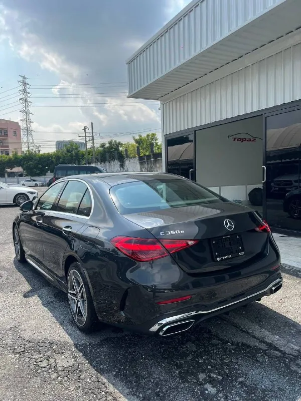 Mercedes-Benz C350 e 5