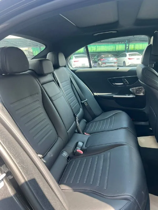 Mercedes-Benz C350 e 7