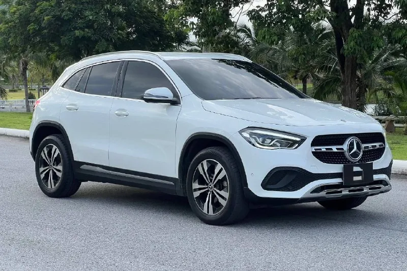 Mercedes-Benz GLA200