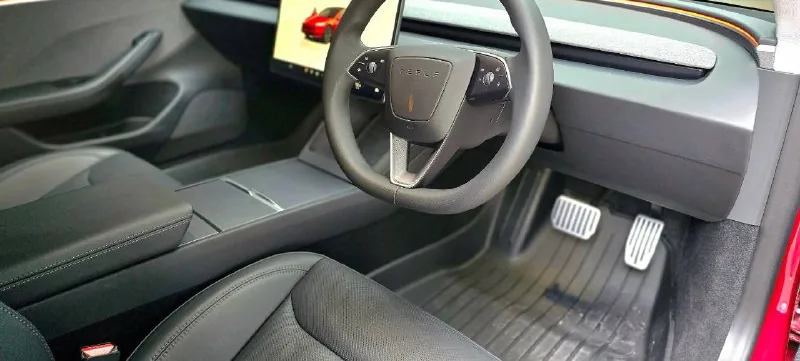Tesla Model 3 RWD 5