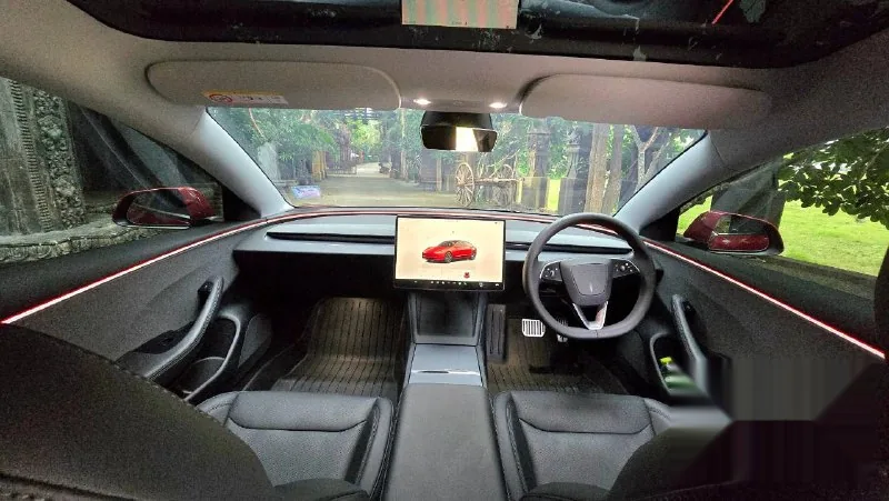 Tesla Model 3 RWD 6