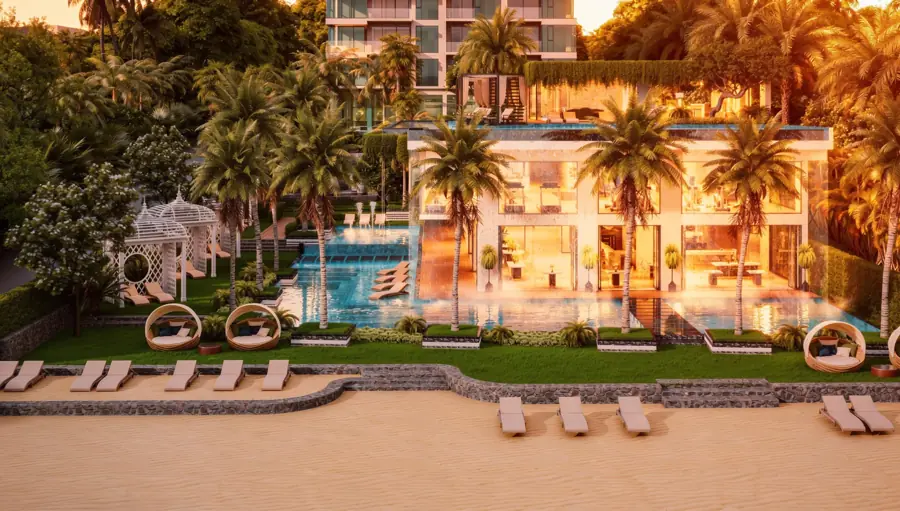 The Riviera Palm Beach — คลับเฮาส์ริมหาด