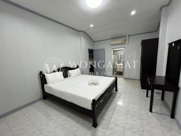 3 Schlafzimmer – 5Bathrooms-Miami Pool Villa View Point — 14
