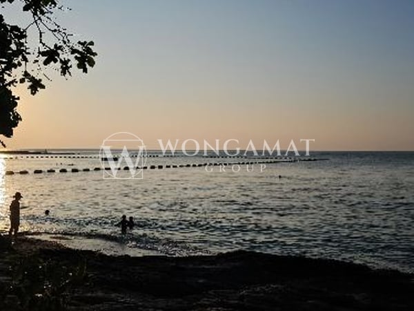 5 卧室 - 海滩别墅在 Wongamat — 19