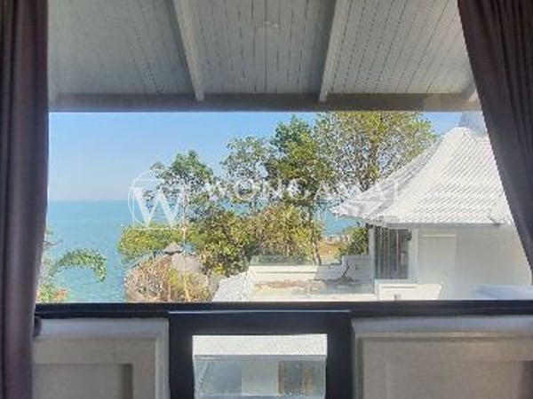 5 卧室 - 海滩别墅在 Wongamat — 8