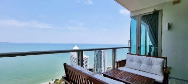 2-Bedroom Riviera Wongamat