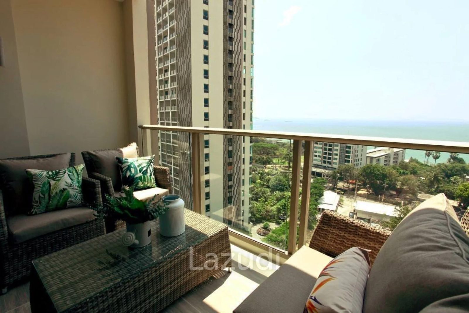 2-bedroom Riviera Wongamat